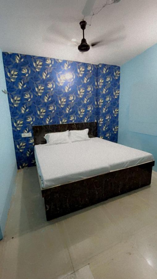 Krishna P. Guest House Varanasi Esterno foto