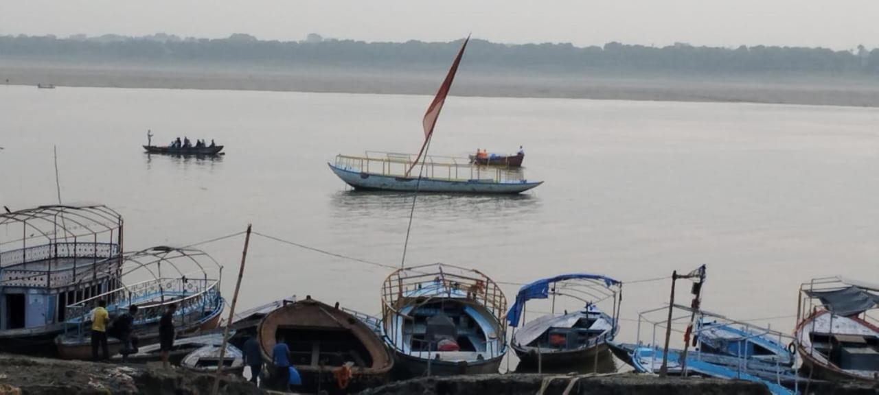 Krishna P. Guest House Varanasi Esterno foto